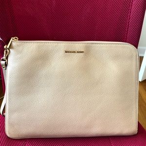 Michael Kors Wristlet (Large)